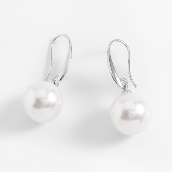 Pendientes de perlas cream con baño de platino elegante