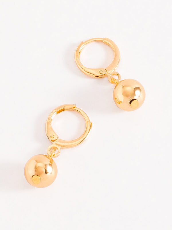 425285L Aretes tipo argolla con esfera colgante