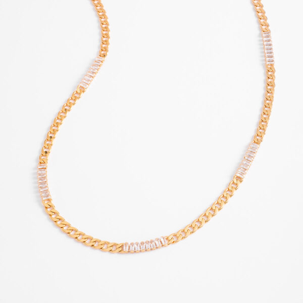Collar de cadena en baño de oro con piedra Diamonice®