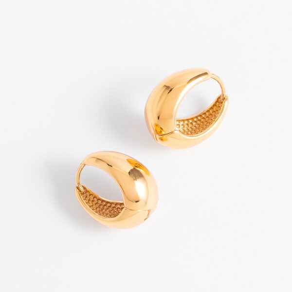 Aretes tipo arracada en baño de oro